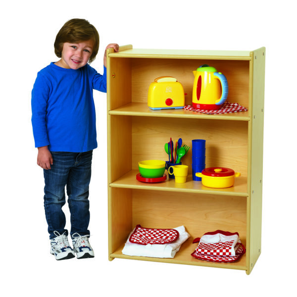 girl using narrow 3 shelf storage