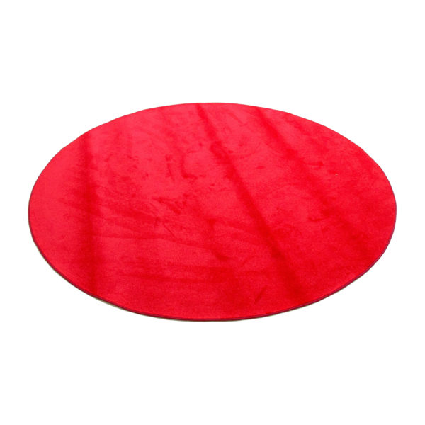 red round carpet