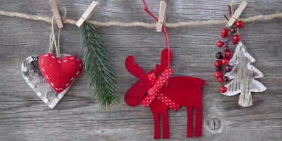 20 Budget -Friendly Holiday Crafts main
